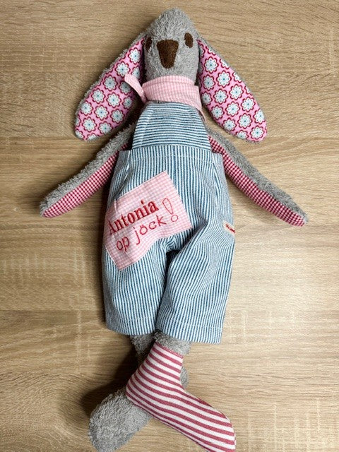 Kuscheltier Fridolin op Jöck